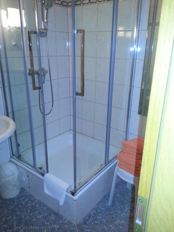Alte Rathausschaenke - Hotel Garni Hannoversch Münden Habitación foto