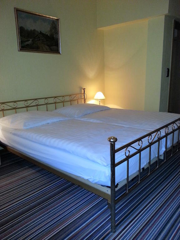 Alte Rathausschaenke - Hotel Garni Hannoversch Münden Habitación foto